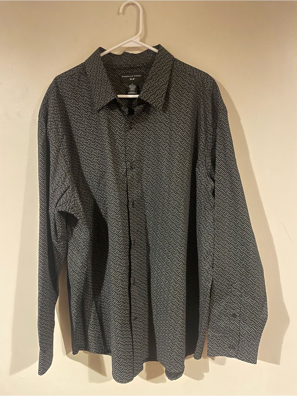 Men’s Black & White Micro-Pattern Dress Shirt